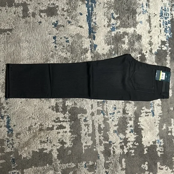 Perry Ellis - Picture 2 of 4